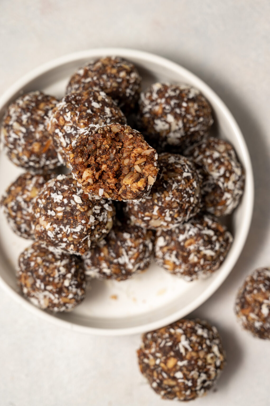Oatmeal Protein Energy Balls Healthy Habits Blog